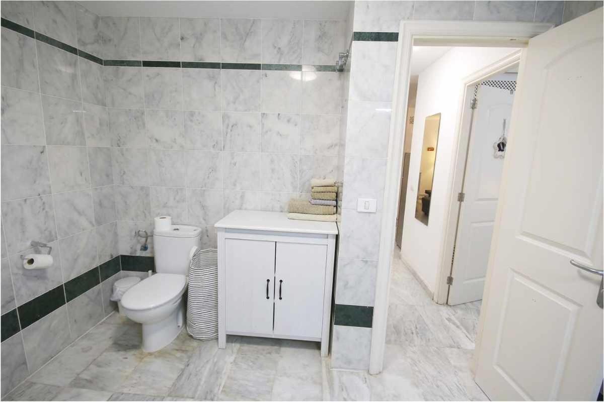 Dinastia B401 By Tenerife Rental & Sales Los Cristianos  Luaran gambar