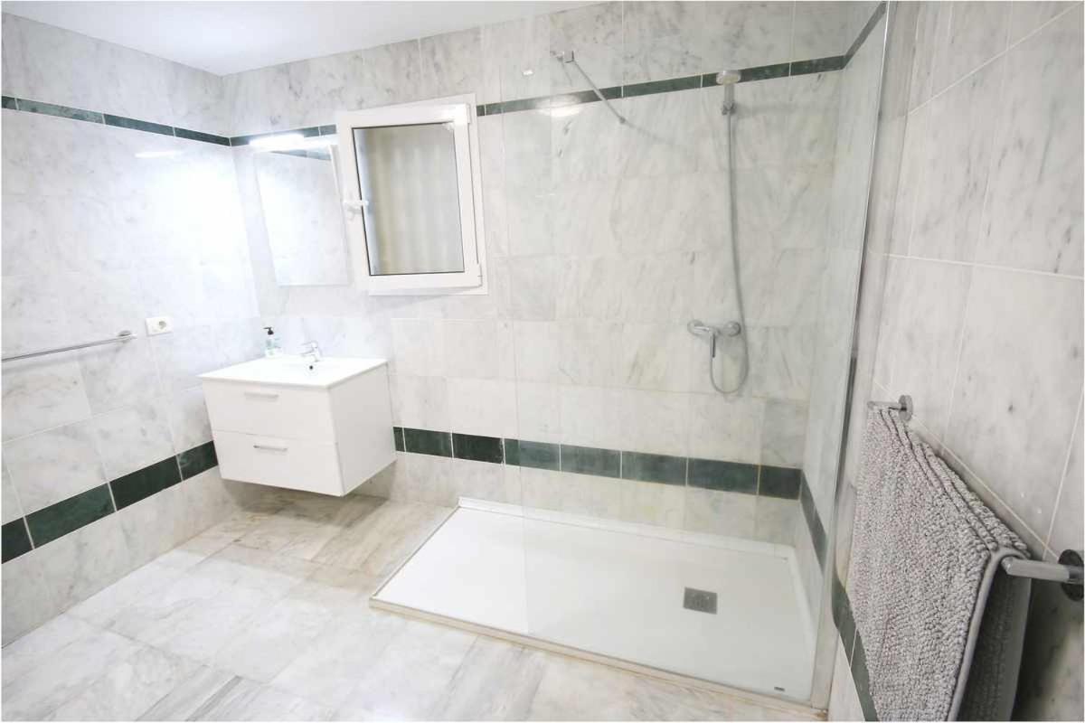Dinastia B401 By Tenerife Rental & Sales Los Cristianos  Luaran gambar