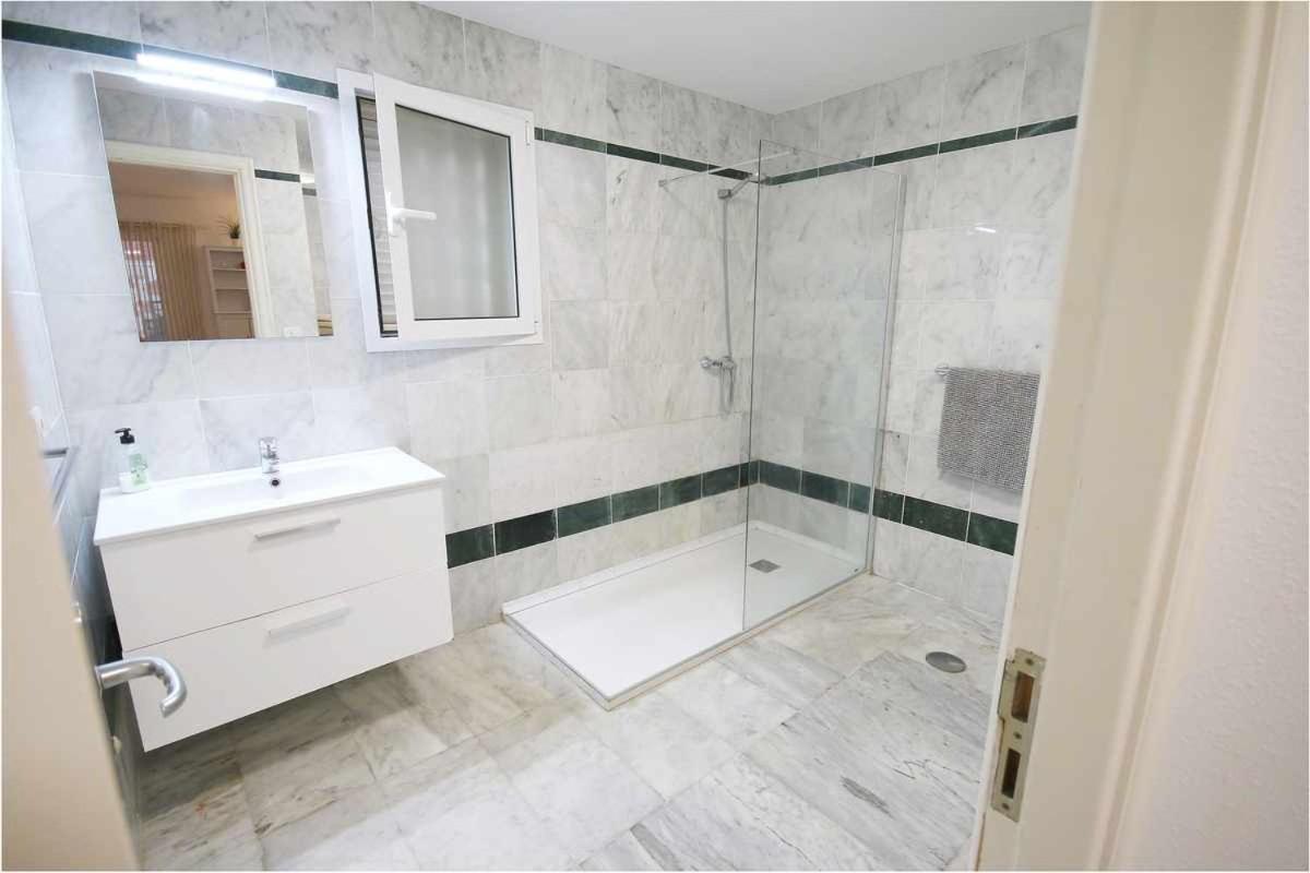 Dinastia B401 By Tenerife Rental & Sales Los Cristianos  Luaran gambar